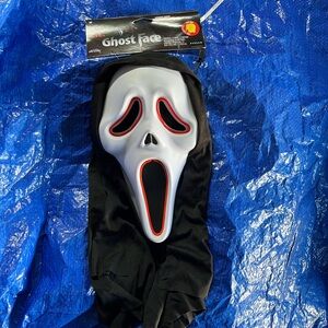 Ghost face Red light Trim